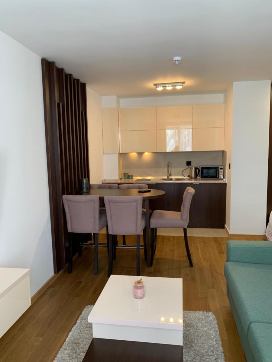 Apartman Pilatus - Jahorinska Vila - Housity