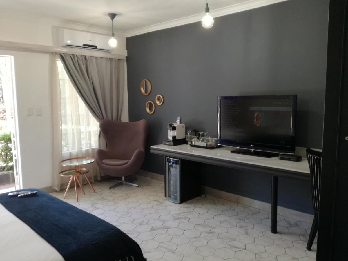 Bri-Shel Manor B&B - Housity