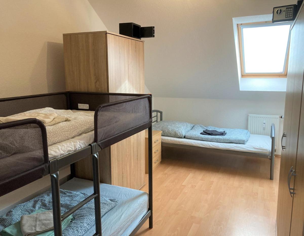 Gästewohnung 4-Raum Wohnung für 2-8 Personen - Housity