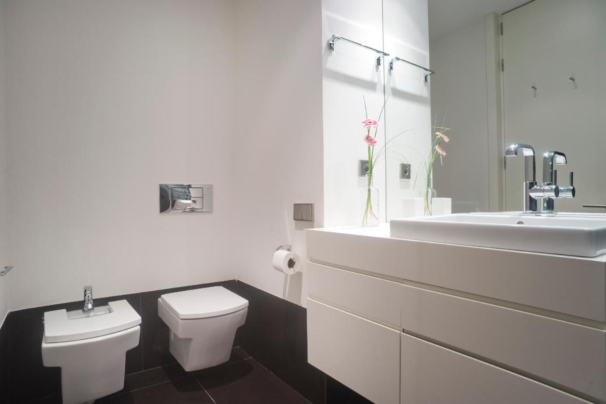 Avenida La Concha - IB. Apartments - Housity