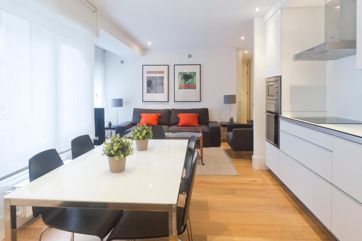 Avenida La Concha - IB. Apartments - Housity