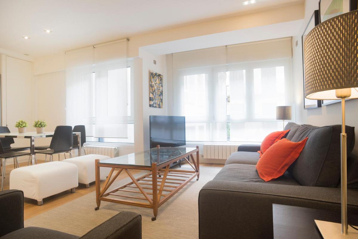 Avenida La Concha - IB. Apartments - Housity
