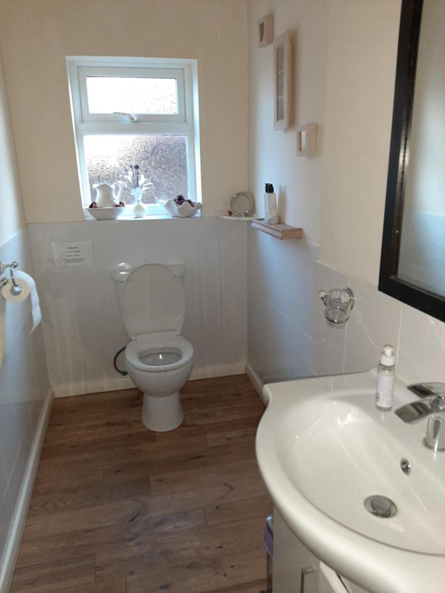 Nest Guesthouse - Housity