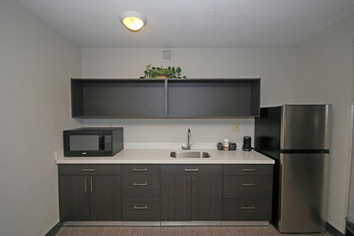 Clarion Pointe Statesville - Housity