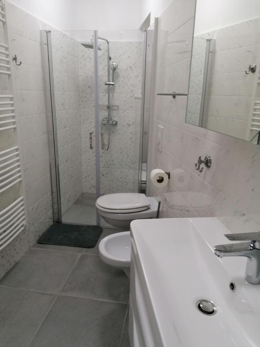 APARTMAN LUŠETIĆ - Housity