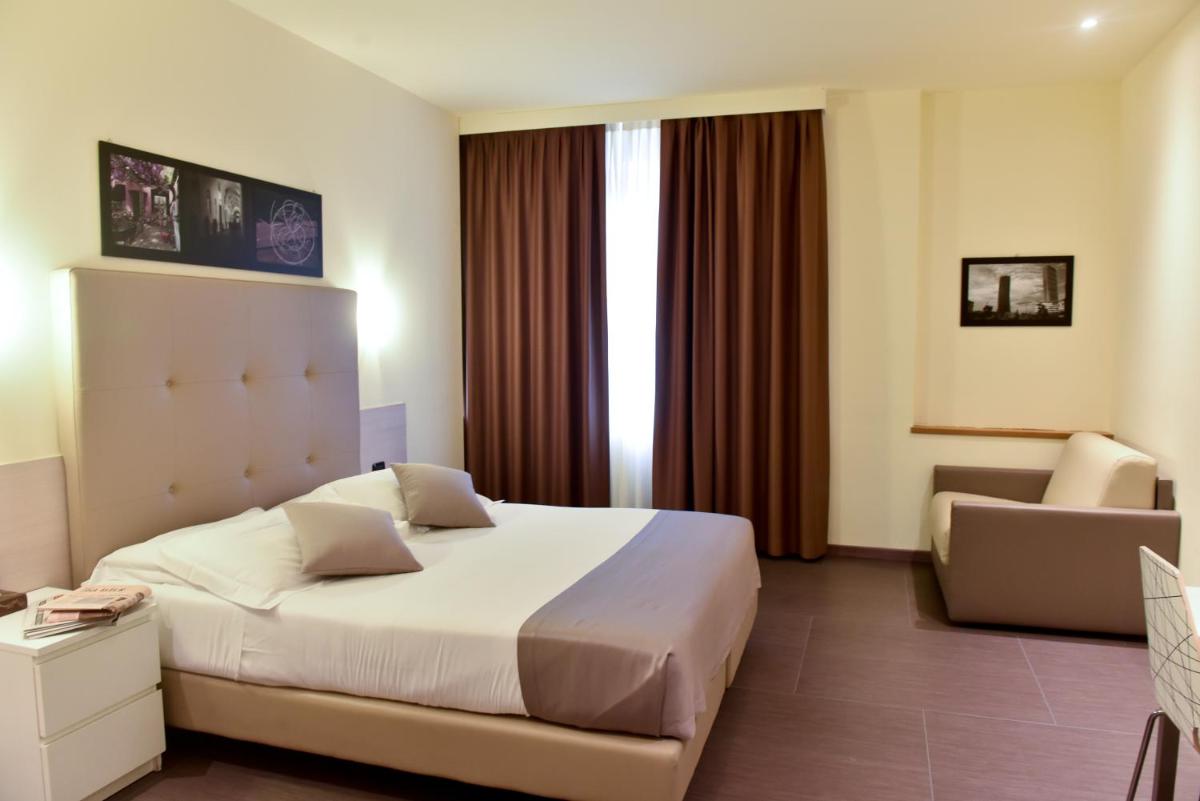 Duomo Hotel & Apartments - Housity