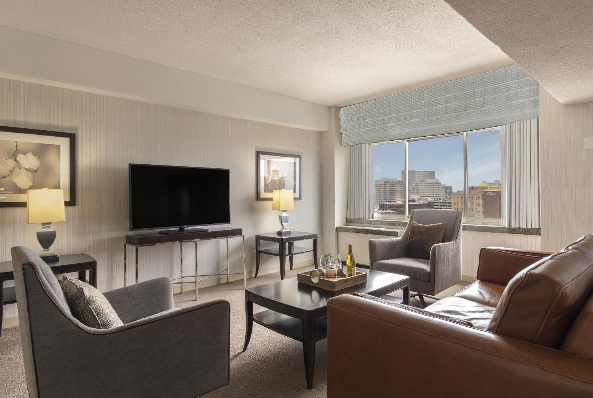 The Stamford Hotel - Housity