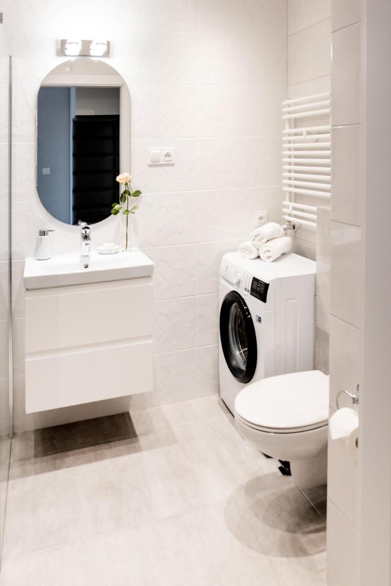 Lake View apartment-free parking - Housity