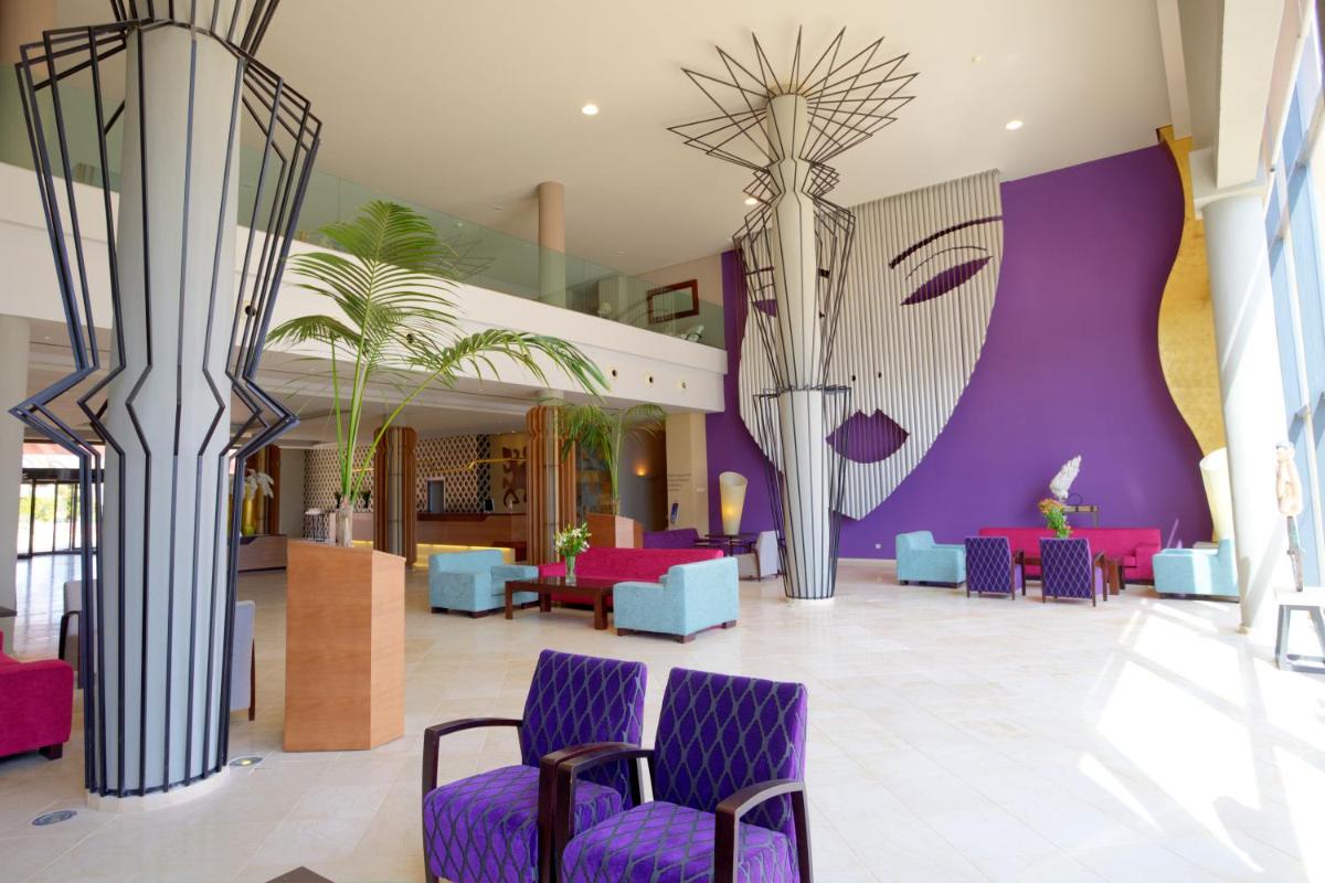 Zona de estar de Hotel Valle del Este