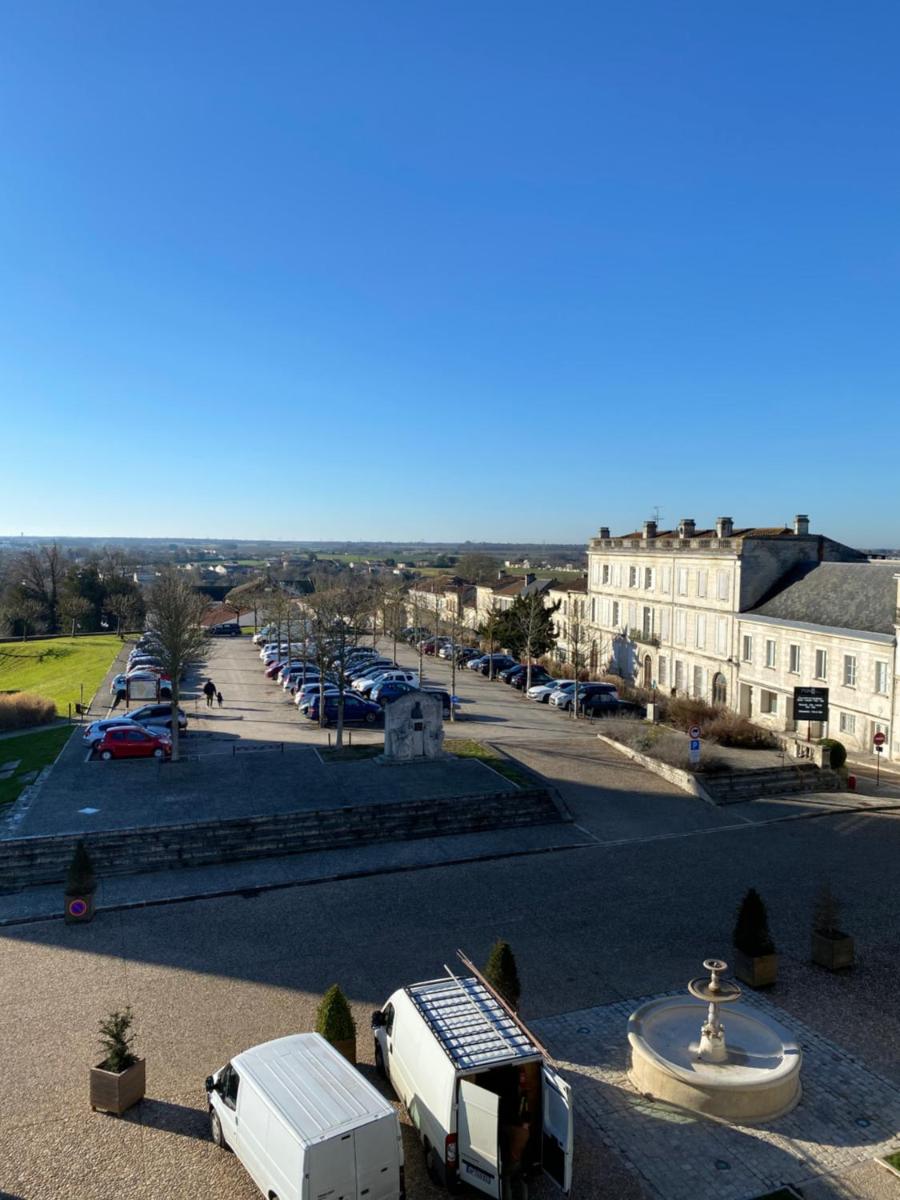 Appartement face au Donjon - Housity