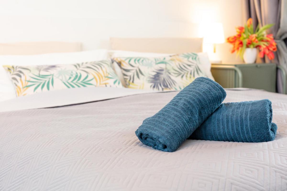 Apartments Braunschweig - Noahs Home - Balkon - Küche - Parkplatz - Housity