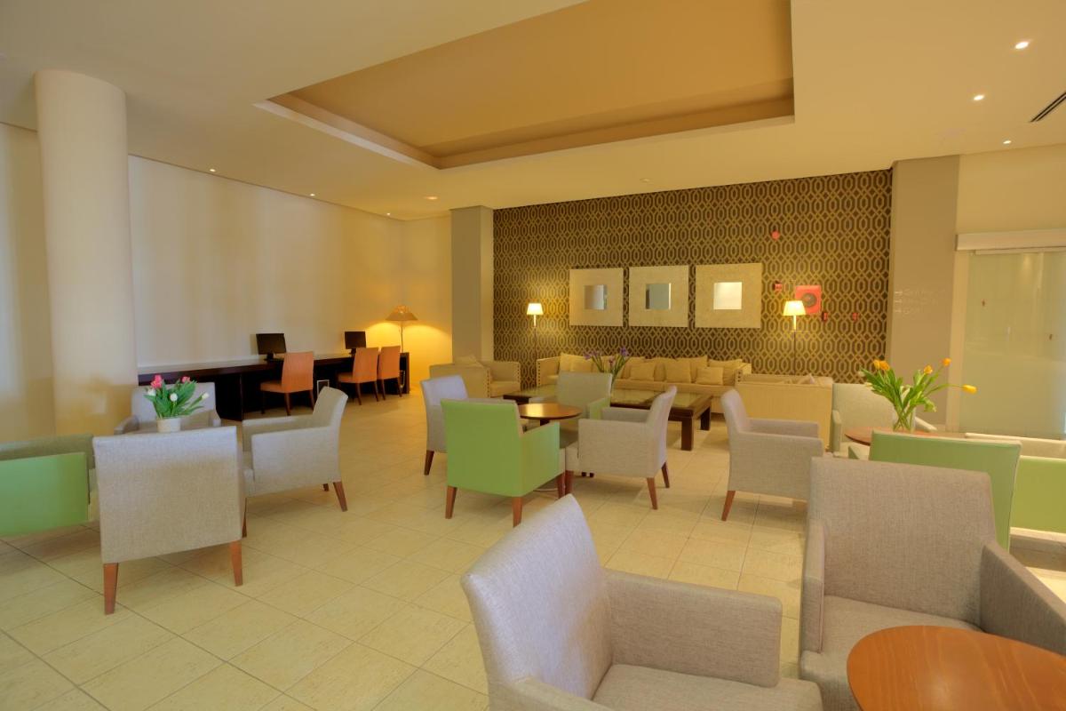 Zona de estar de Hotel Valle del Este