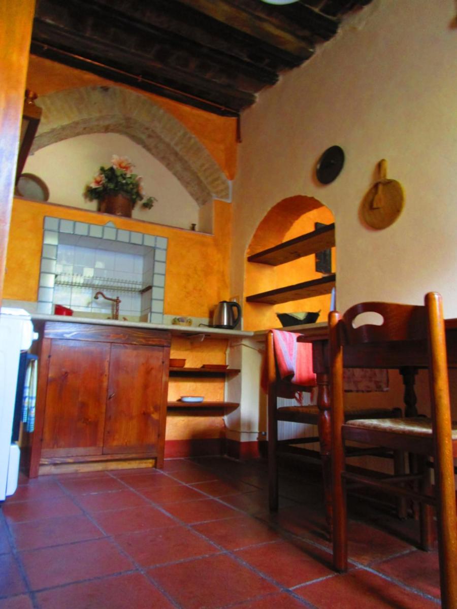 Il Mandorlo di Monteriggioni - Hizvo