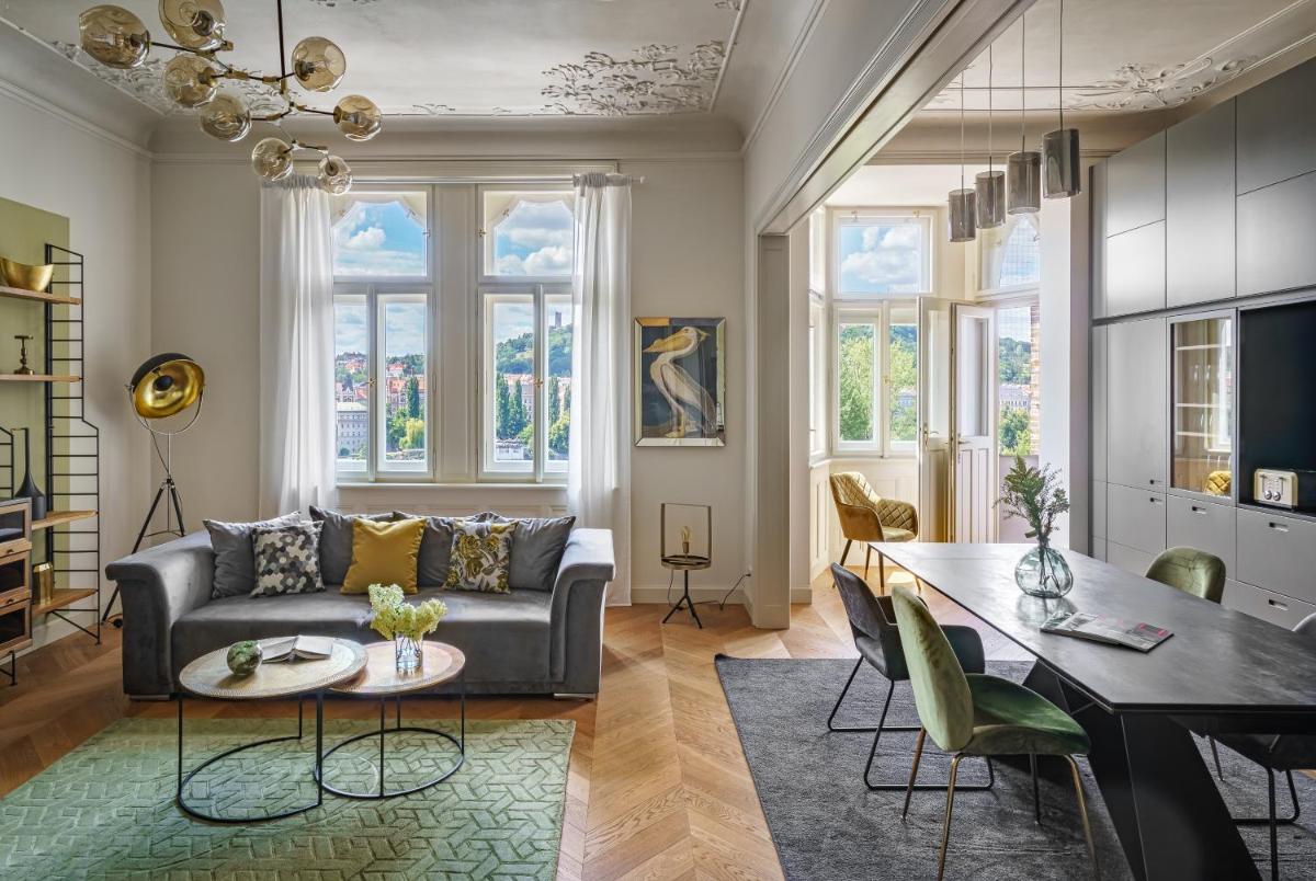 Suitetrails - MN6 Luxury Suites by Adrez Living