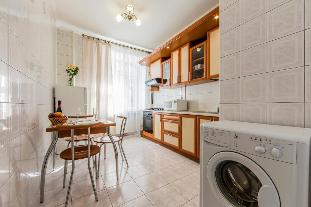 Комфорт- апартаменти біля Хрещатика - Housity