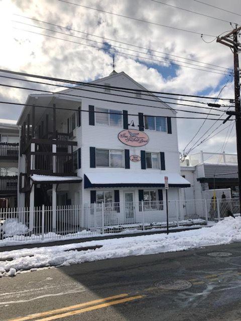 The Inn at Fairfield Beach - Housity