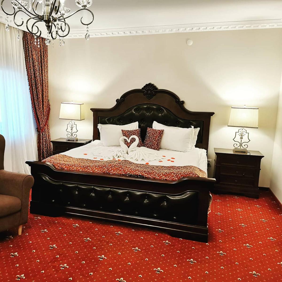Select House - Housity