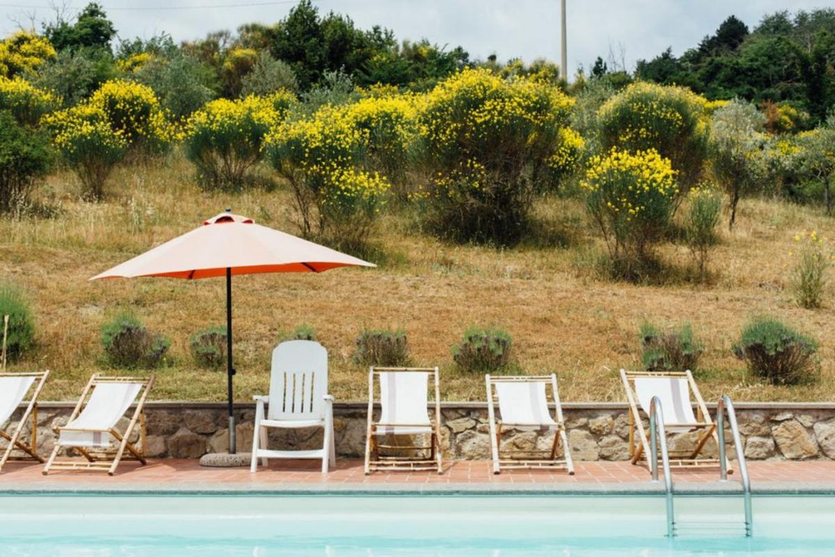 Elegant Villa in Santa Fiora with Private Pool - Housity