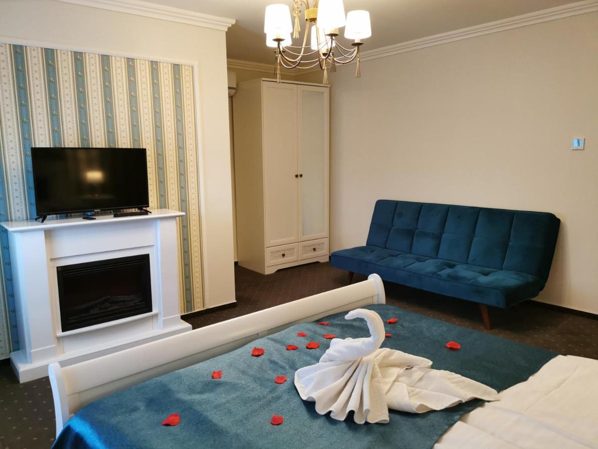 Select House - Housity