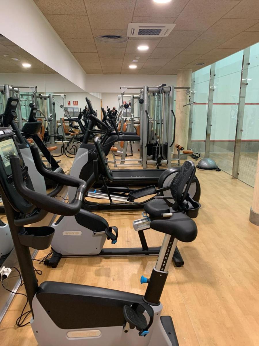 Gimnasio o instalaciones de fitness de Hotel Suite Villa Maria