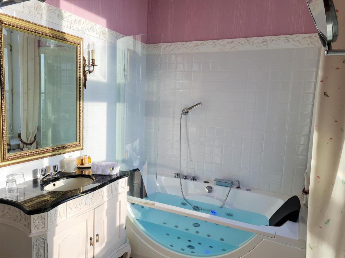 Salle de bains dans l'établissement Châtellerie De Schoebeque