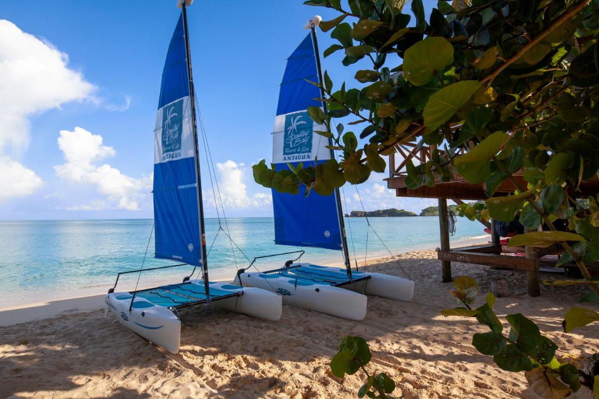 Galley Bay Resort & Spa - Housity