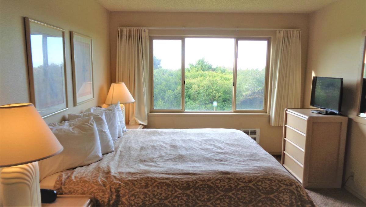 The Polynesian Resort - Housity