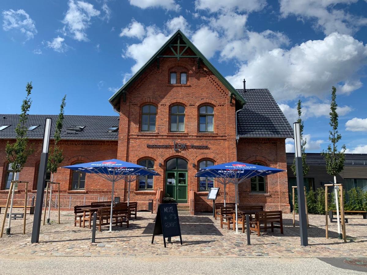 LOK - Die Pension - Das Restaurant - Housity