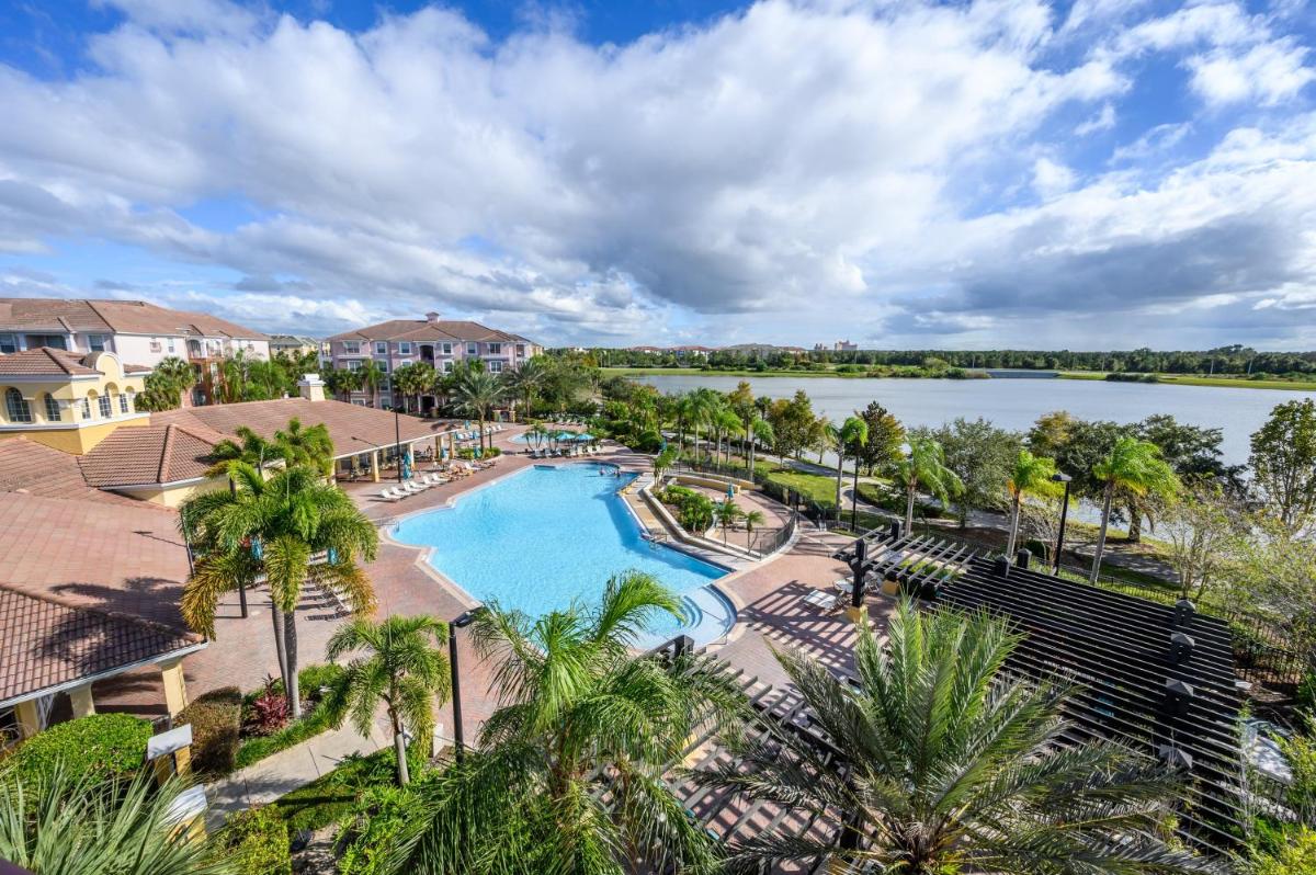 Vista Cay Resort by Millenium at Universal Blvd. - Housity