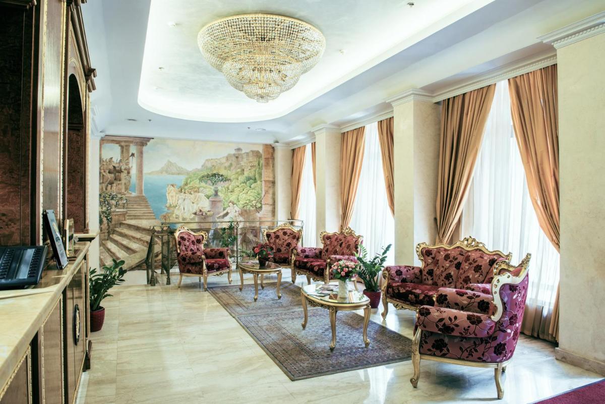Suitetrails - Podol Plaza Hotel