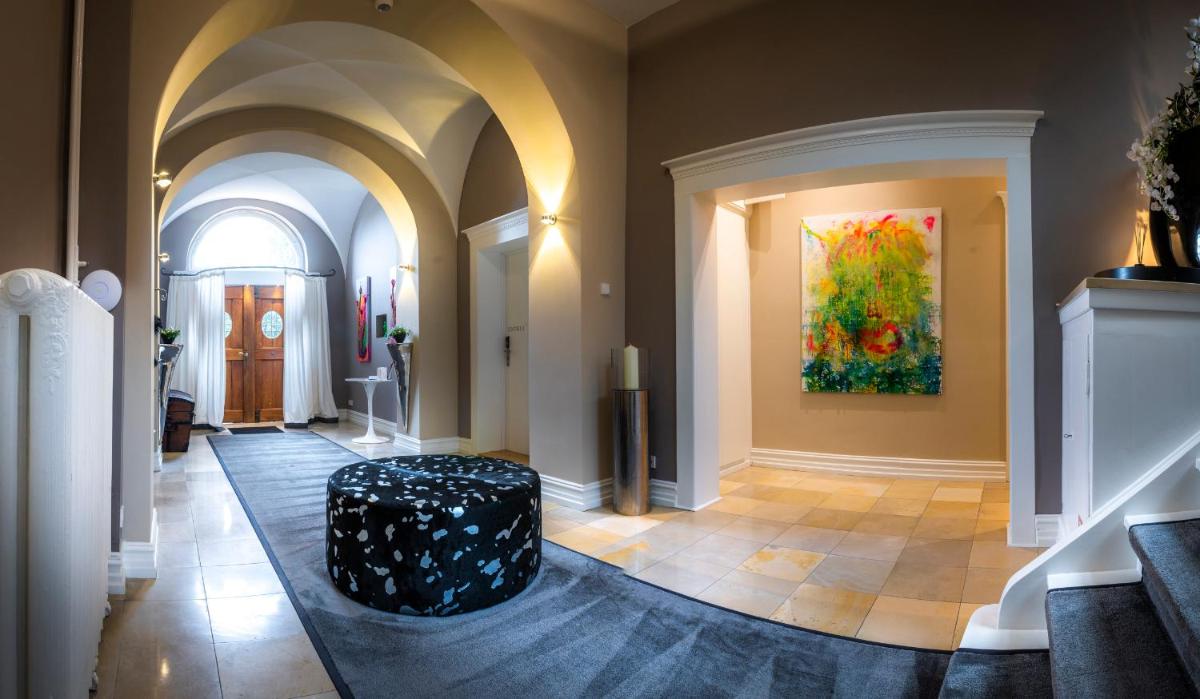 BLUMEINS - Das Refugium - Housity