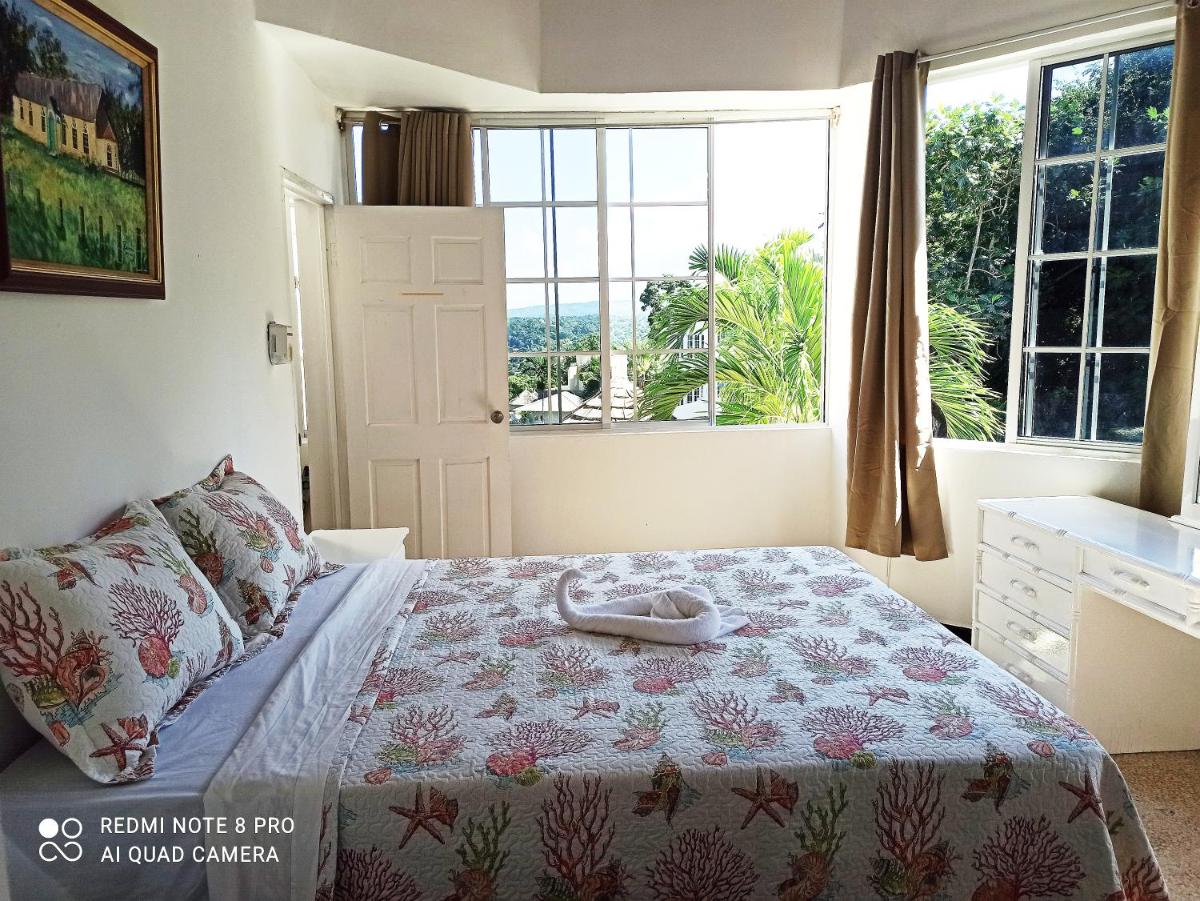 Columbus Heights Apt 26 F - Housity
