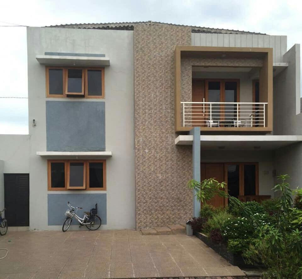 Pondok Raphael Guesthouse - Housity