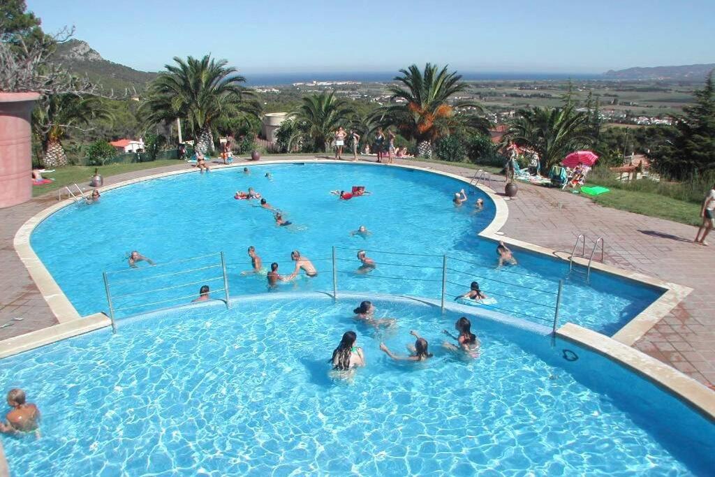 Torre vella 157 with views - Housity