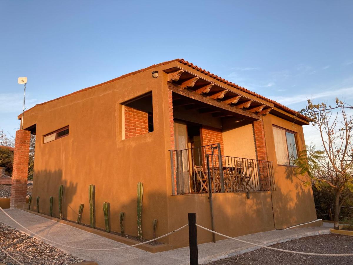 El Faro Hotel Retreat - Housity