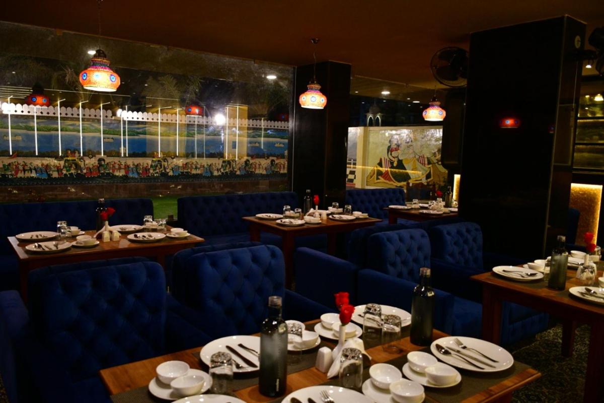 Hotel Grand Lotus Inn - Housity