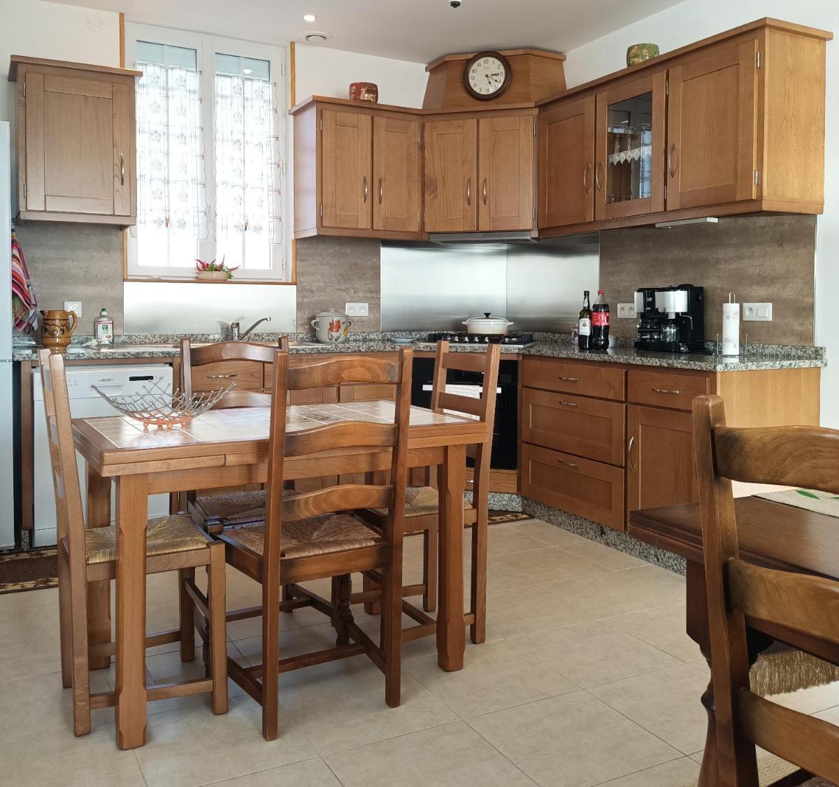 Le Gite des Deux Lacs Settons - Housity