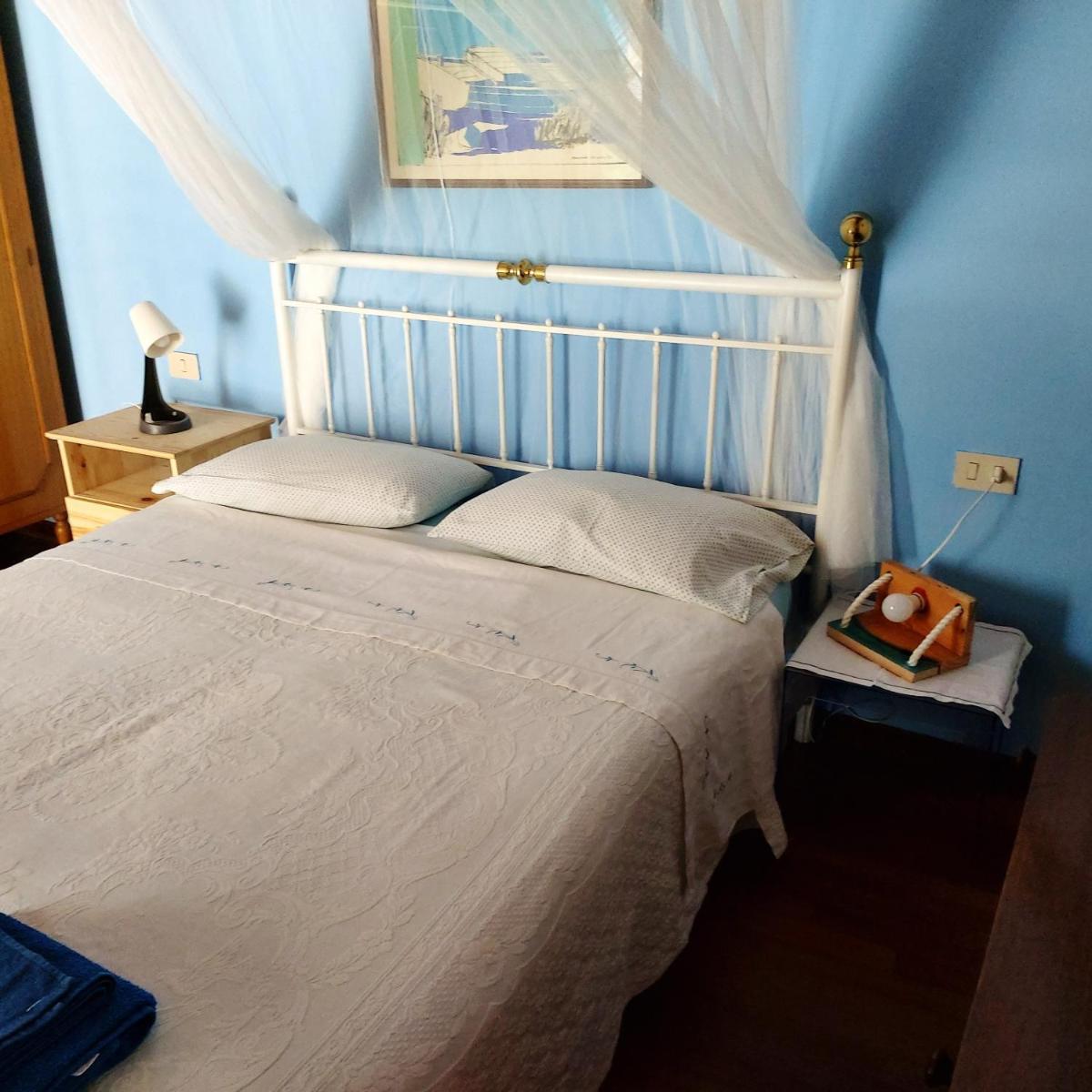 Charming house in Marina di Ravenna with fenced garden - Housity