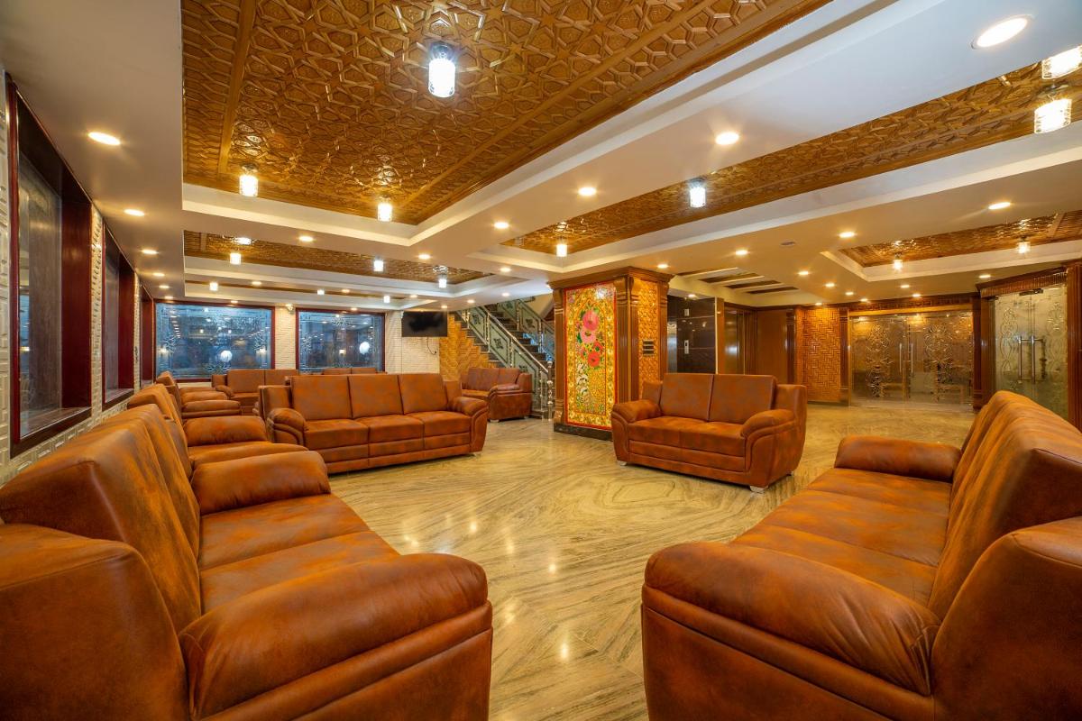 OPERA INN - Housity