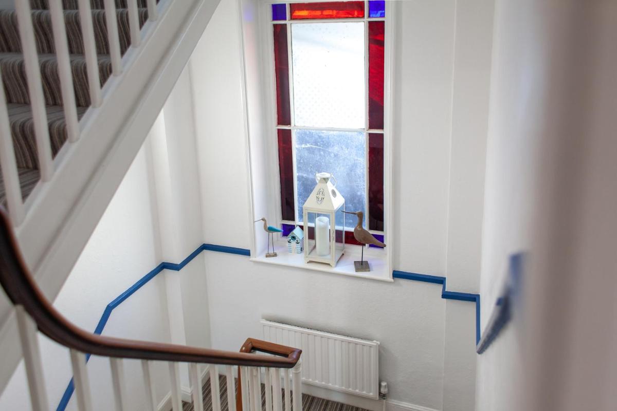 No. 98 Boutique Hotel - Housity