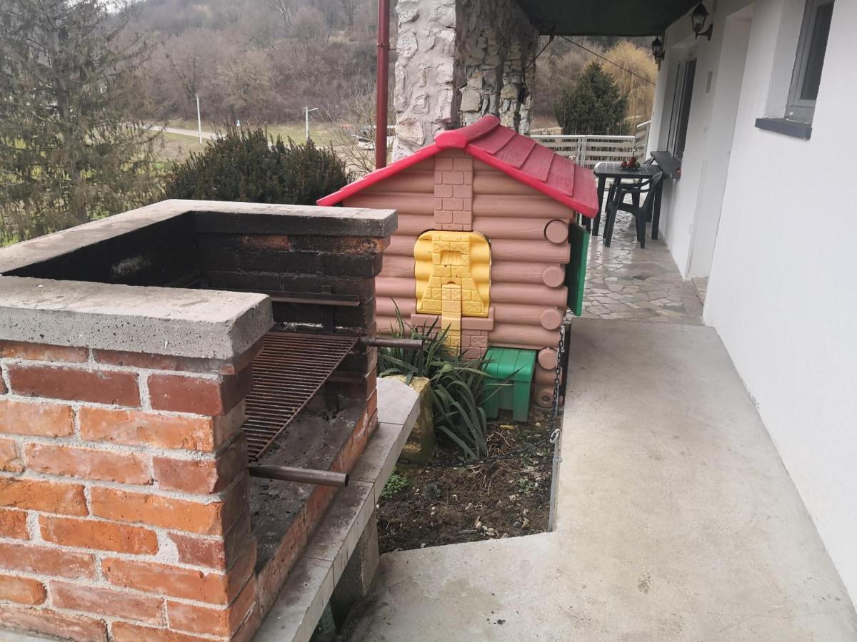 Family apartman Vinica - Housity