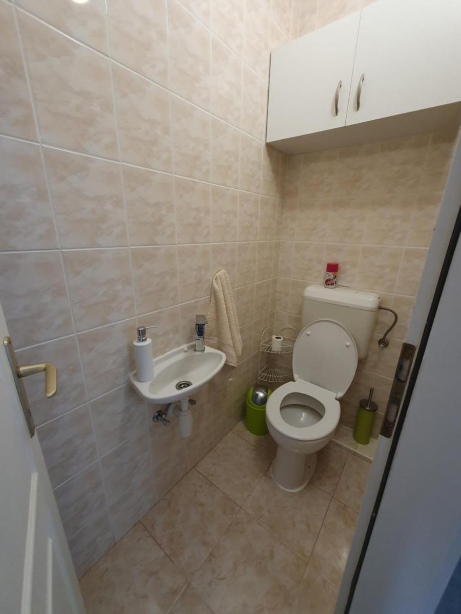 Fischer Apartman - Housity