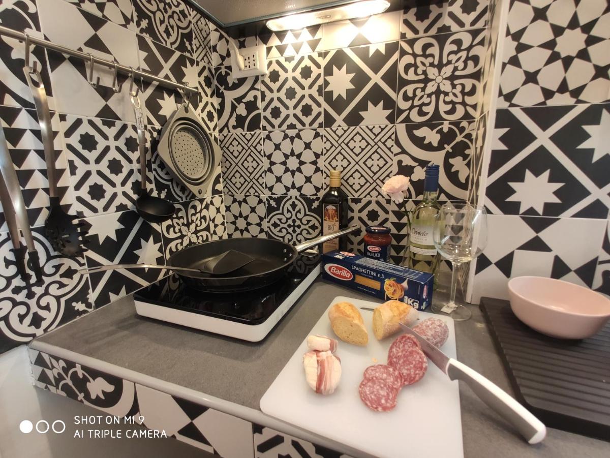 Luxury House Love - Housity