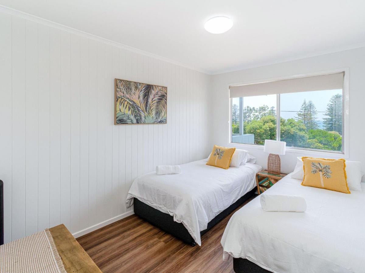 Ocean Dreaming - Housity