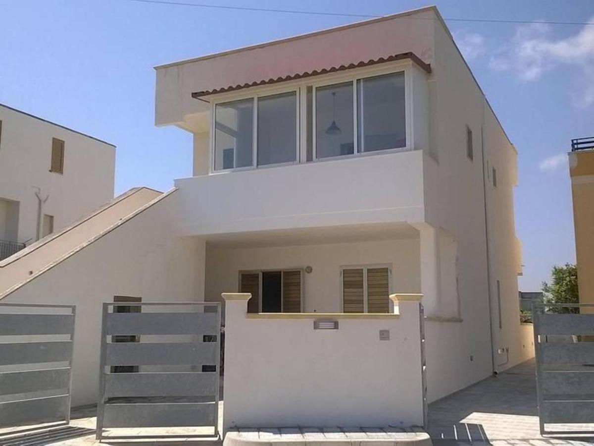 Three-room holiday home with air conditioning and private parking - Torre dellOrso - Housity