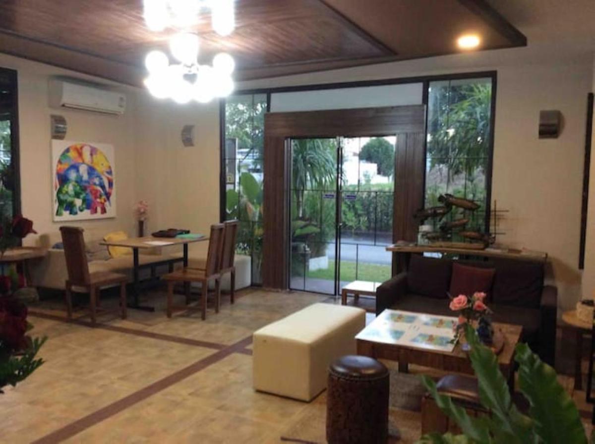 Suitetrails - Tree Boutique Hotel Nimman by Tree Retro