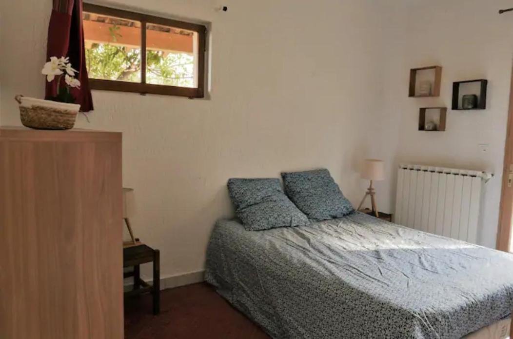 Gites de la Lurette - agréable T2 indépendant dans cadre calme et verdoyant - Housity