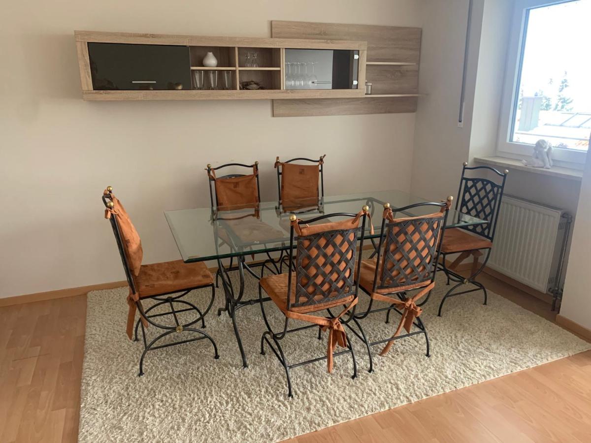 Apartment Schmuck - Housity