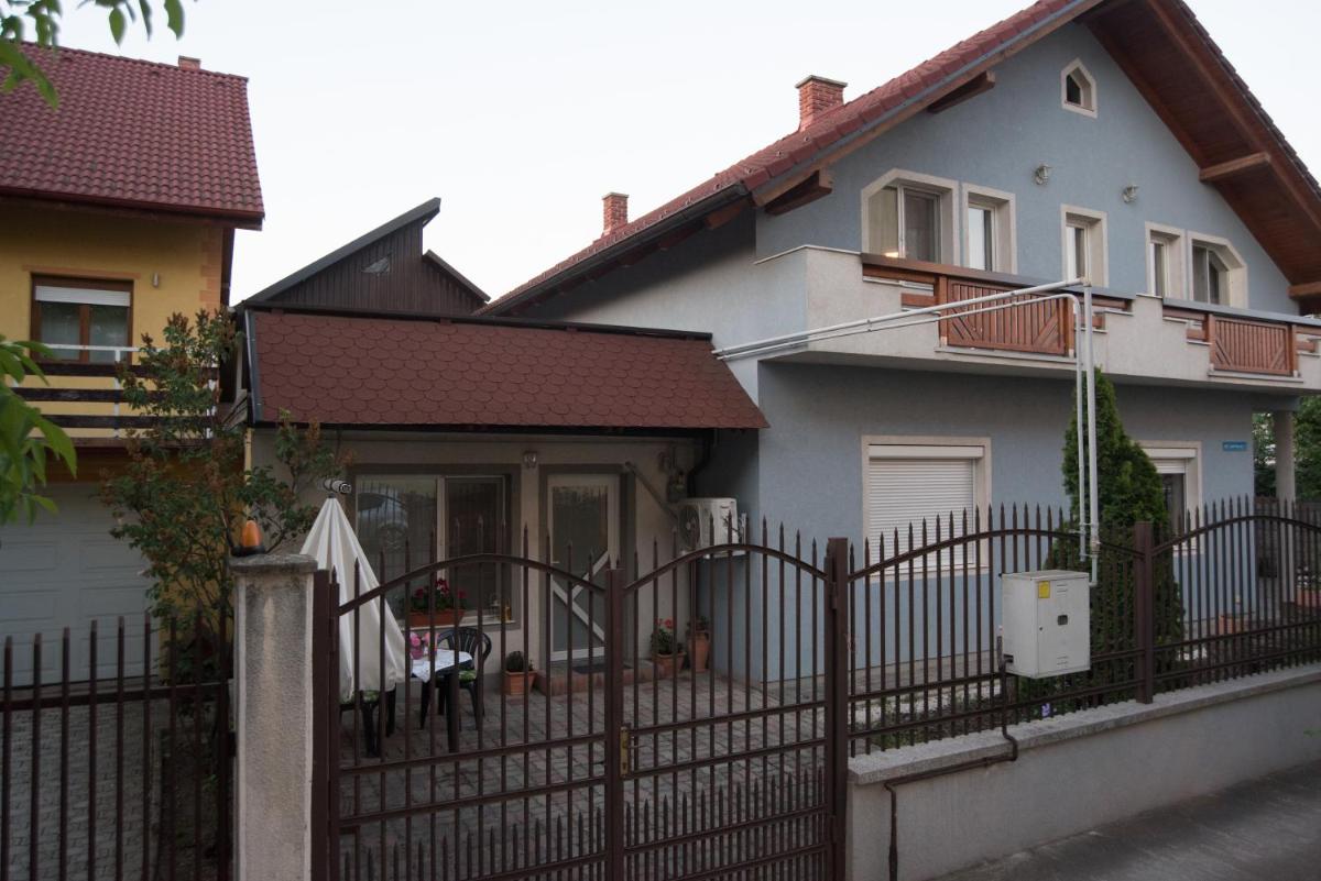 Cassa Blue - Housity