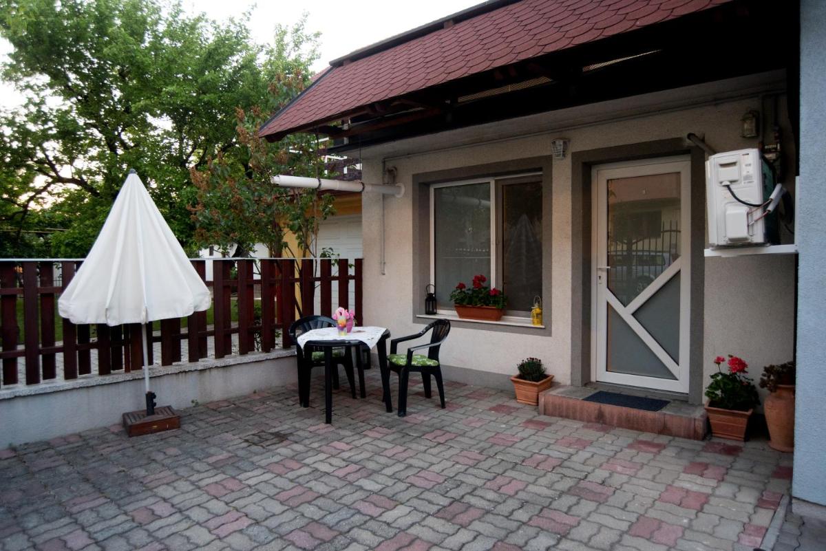 Cassa Blue - Housity